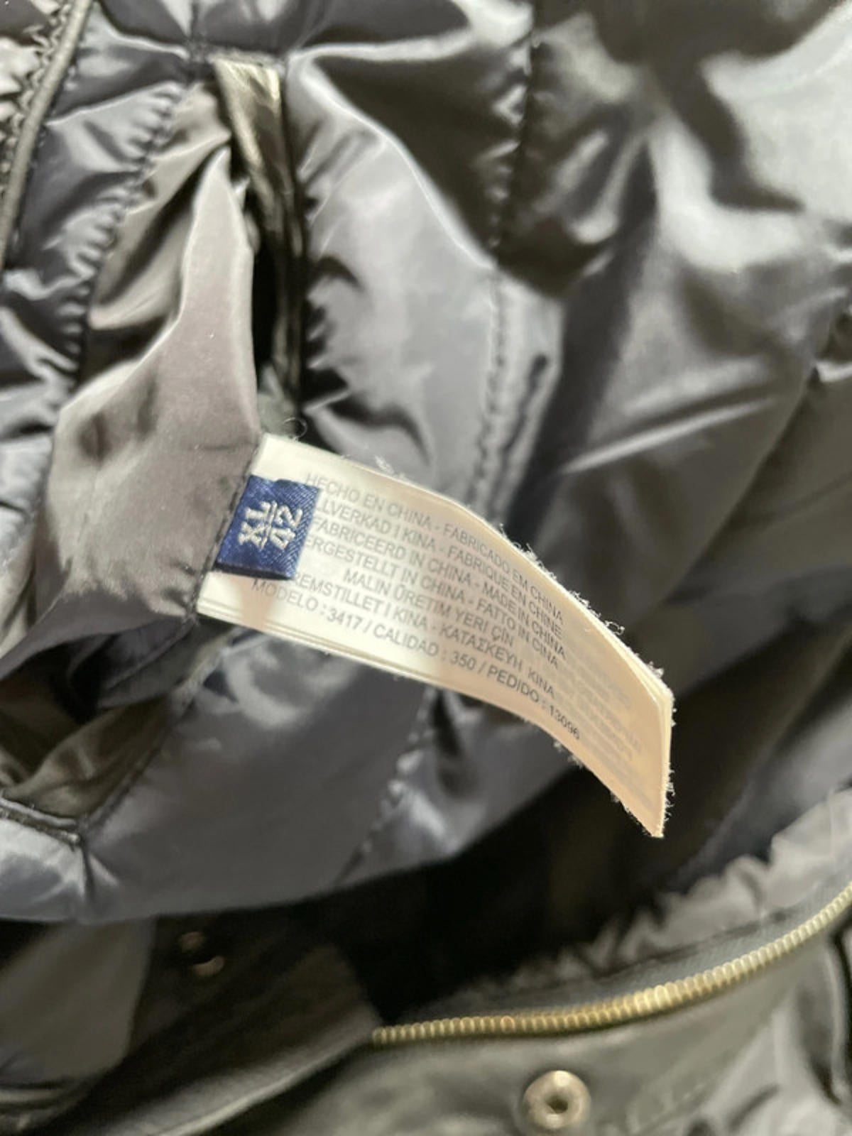 Men’s Massimo Dutti zip through lightweight wadded jacket coat - XLarge