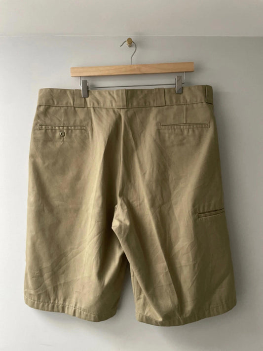 Men’s Dickies Relaxed Fit Classic Chino Shorts - W42 - 1251