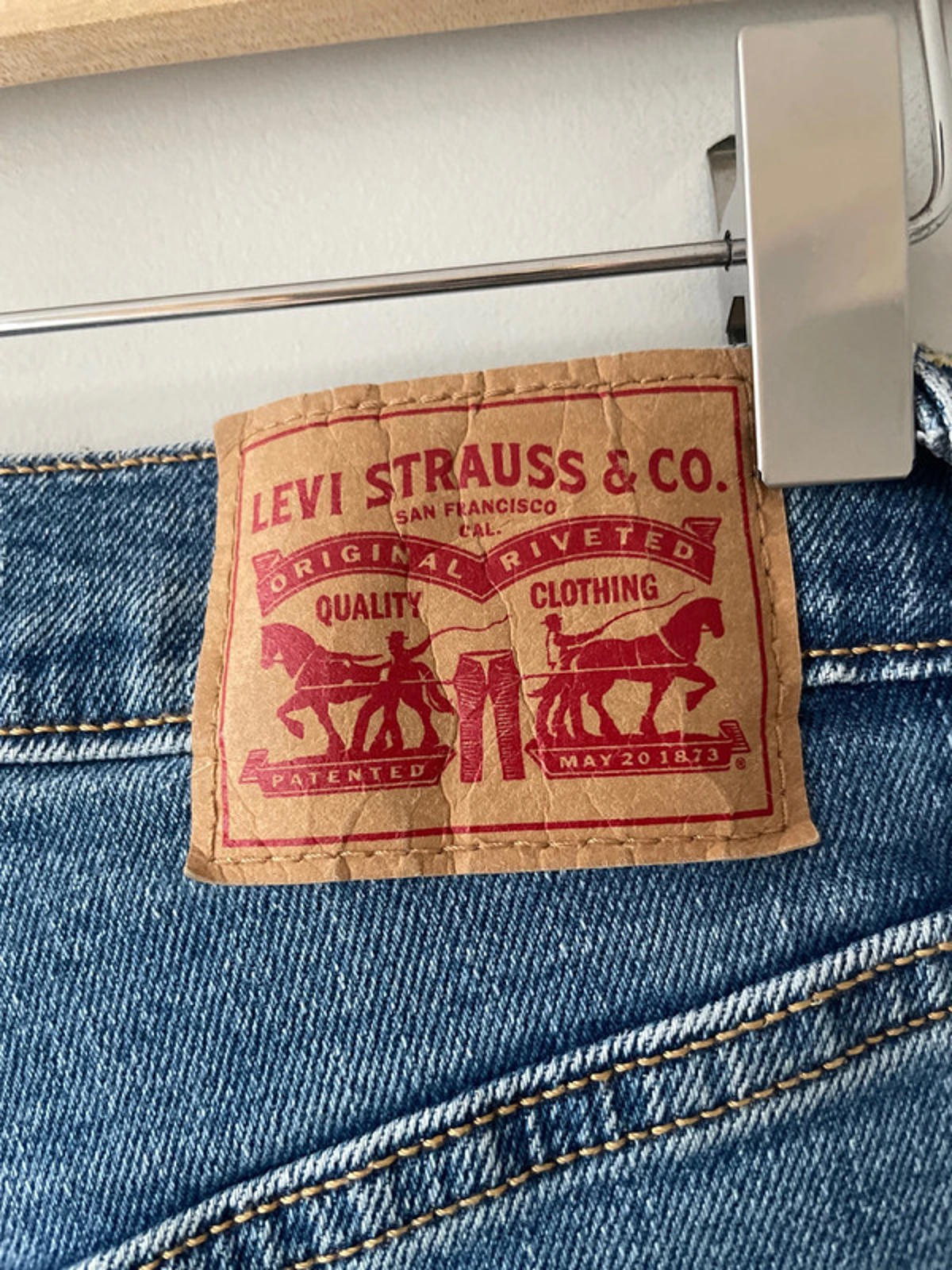 Women’s Levi’s High Waisted Ribcage Straight Fit Jeans In Navy - W23/L27 - 2811