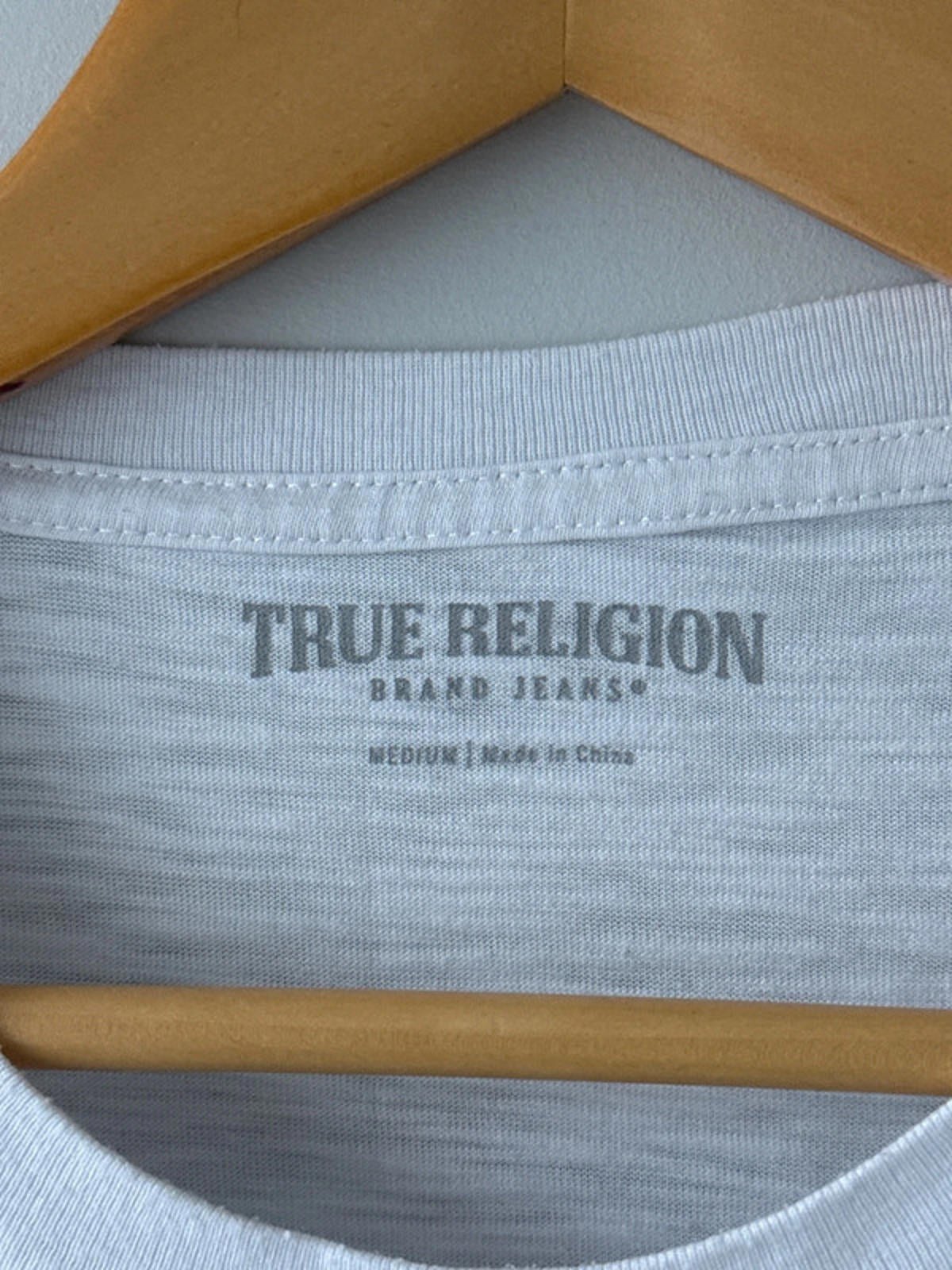 Men’s True Religion premium crew neck T-shirt - medium - 0472