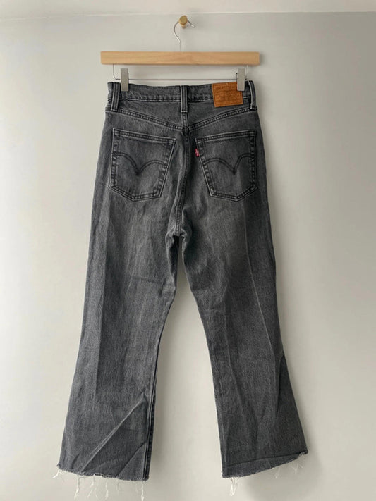 Women’s Levi’s Ribcage High Waisted Flare Fit Raw Hem Jeans In Black - W26/L25 - 2491