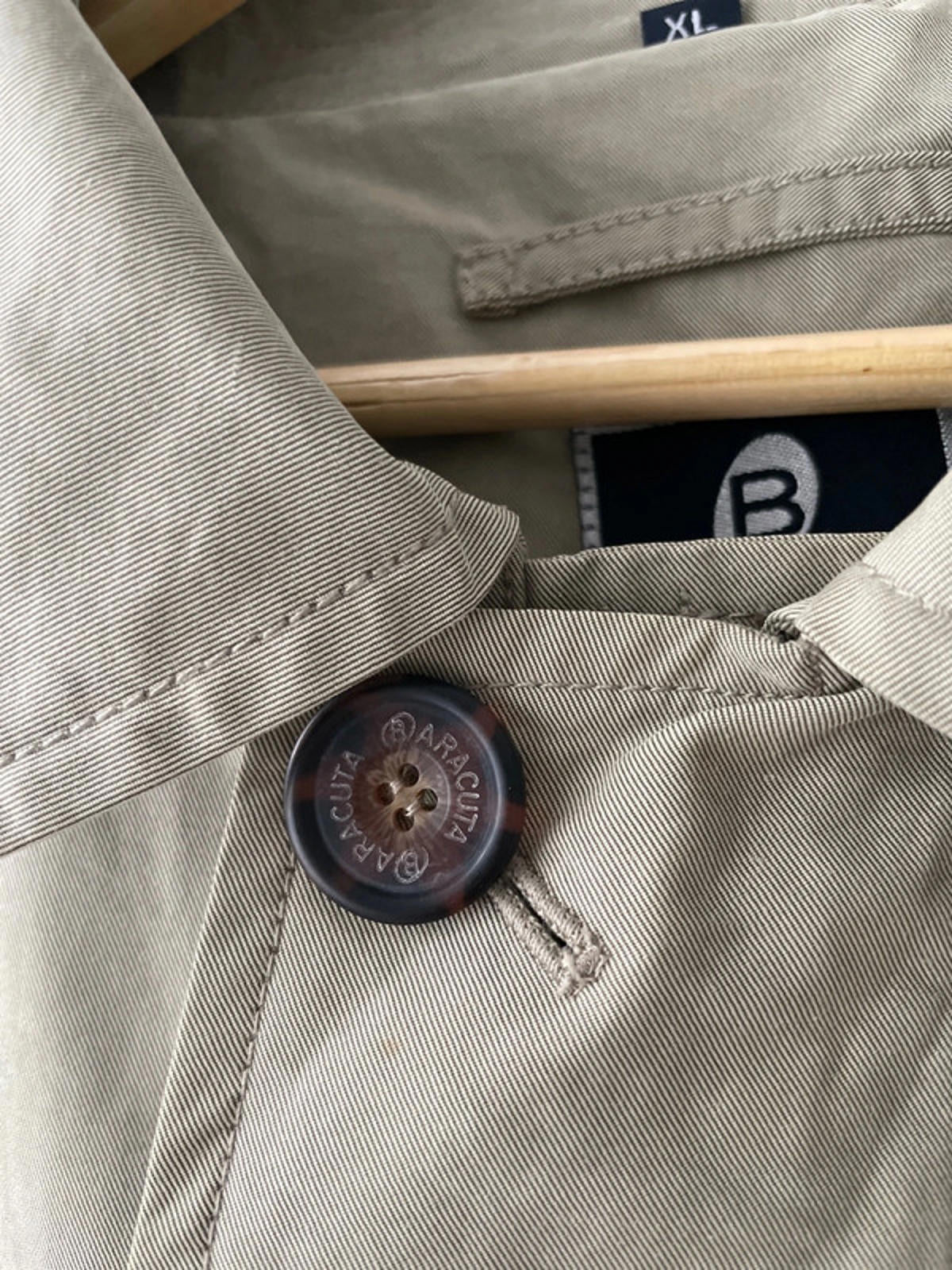 Men’s Baracuta Premium Trench Mac Coat In Beige - XLarge- 2068