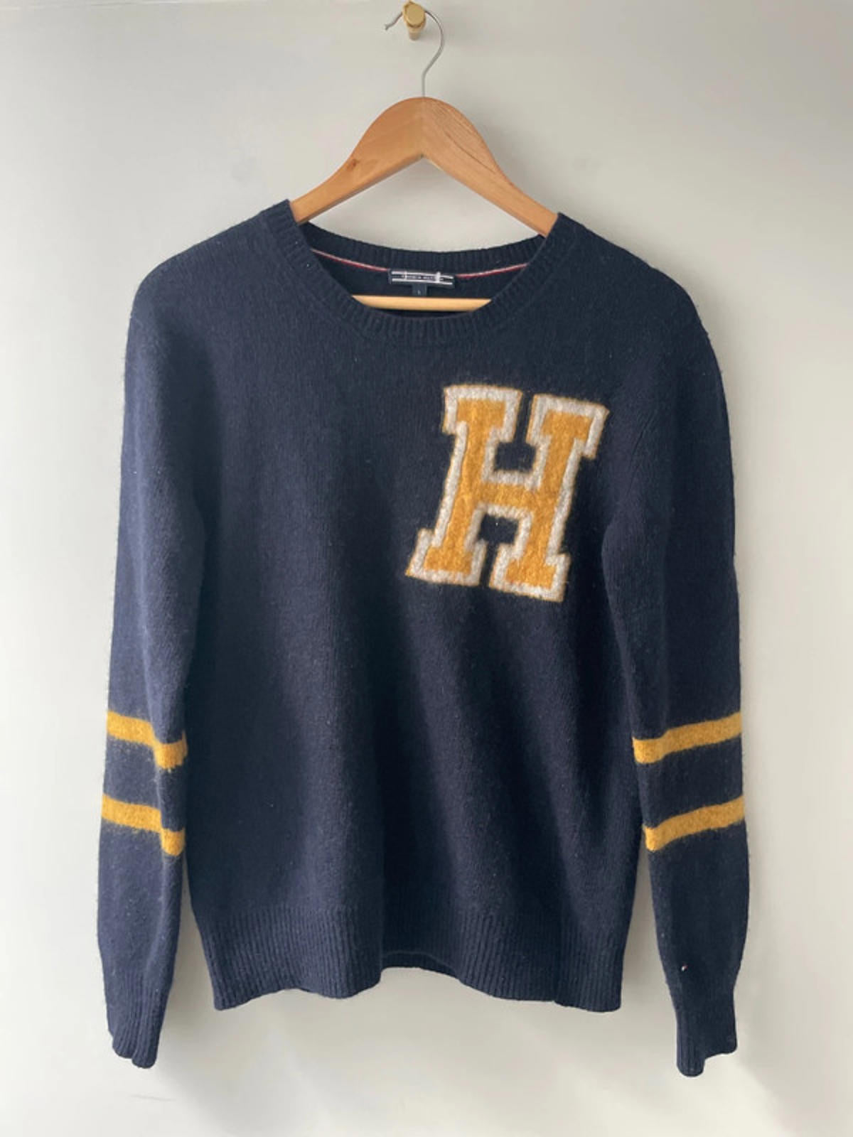 Women's Tommy Hilfiger Premium Wool Jumper In Navy/Yellow - Small - 2621