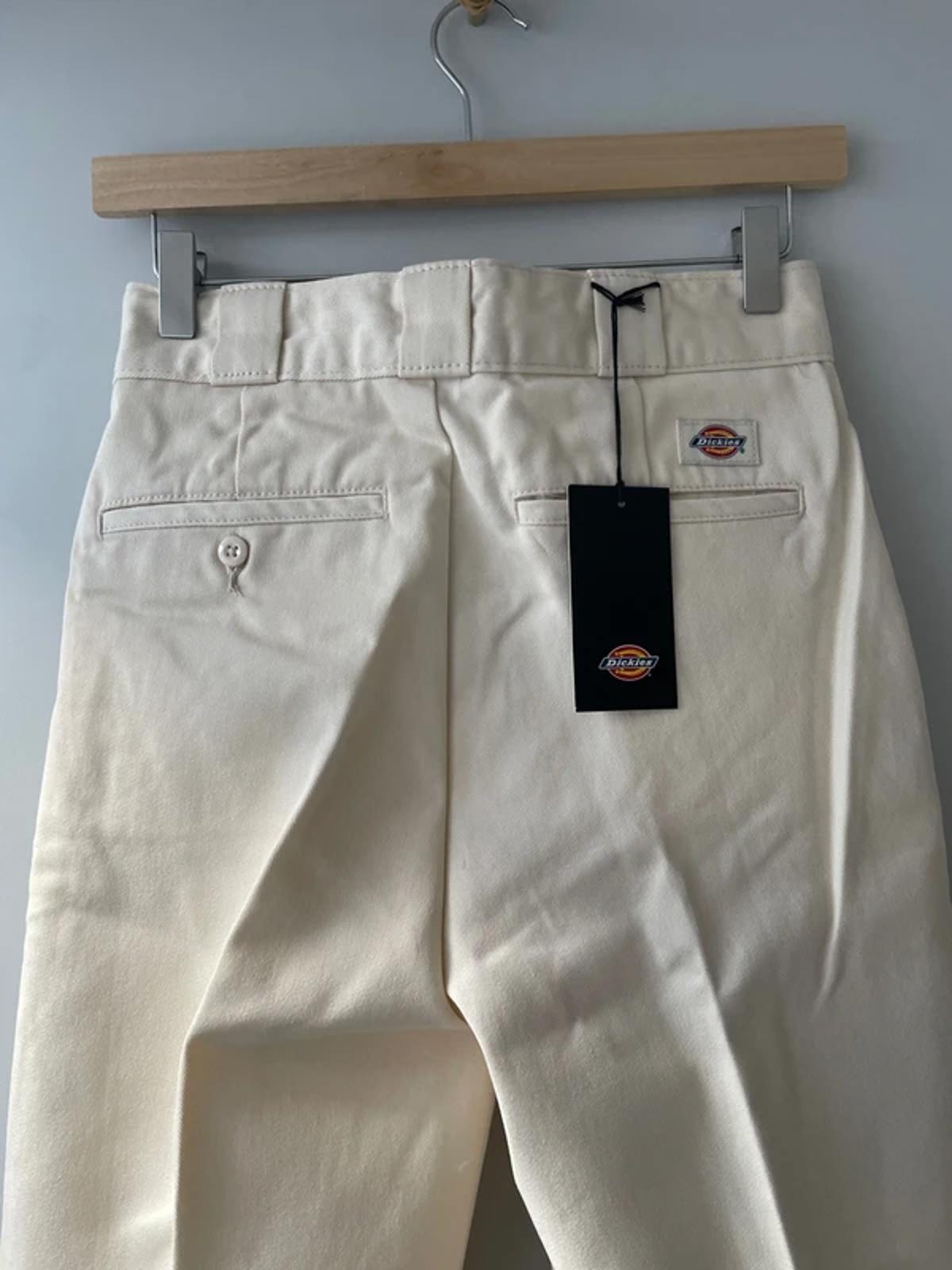 Women’s Dickies Elizaville Straight Leg Chino Trouser In Cream - W26/L29 - 3008