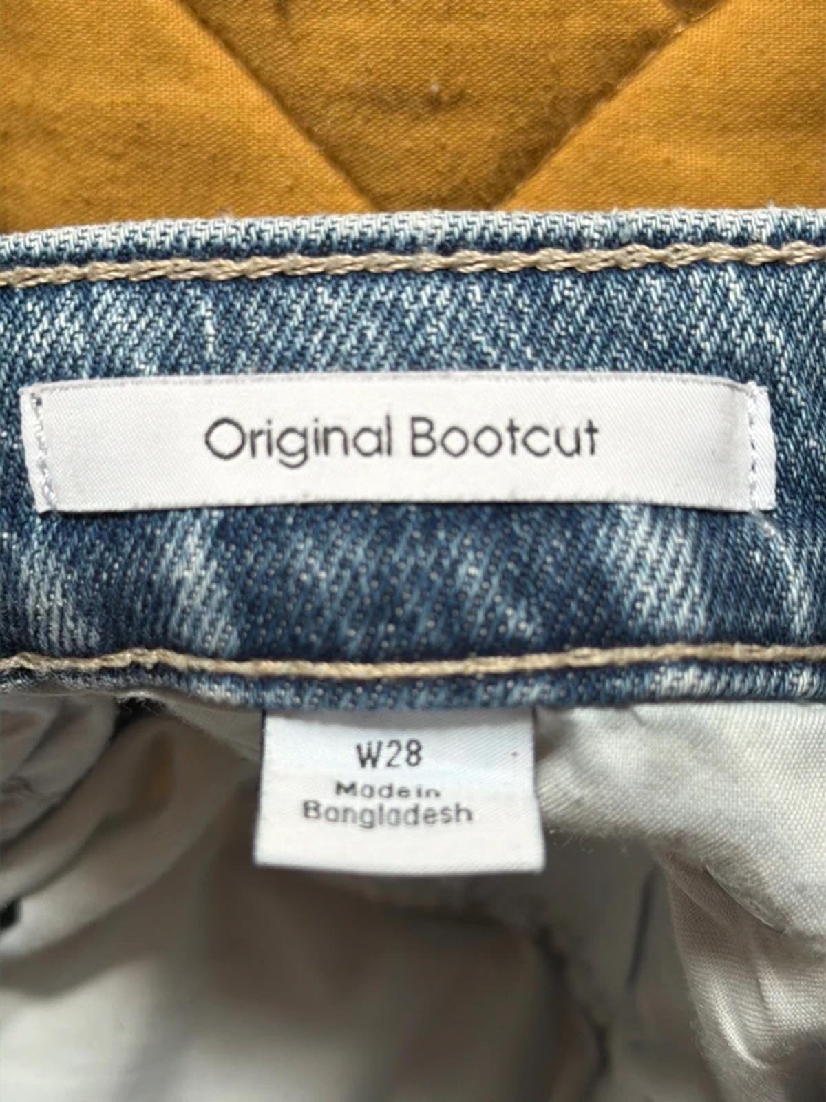 Women’s Calvin Klein Stretch Fit Boot Cut Jeans In Blue - W28/L31 - 3305