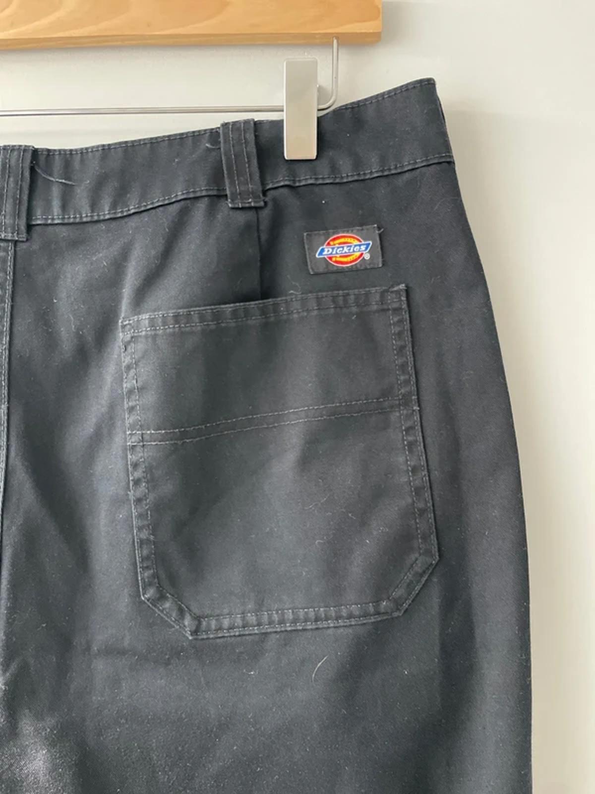 Men’s Dickies Cargo Chino Shorts in Black - W32/L9 - 3071
