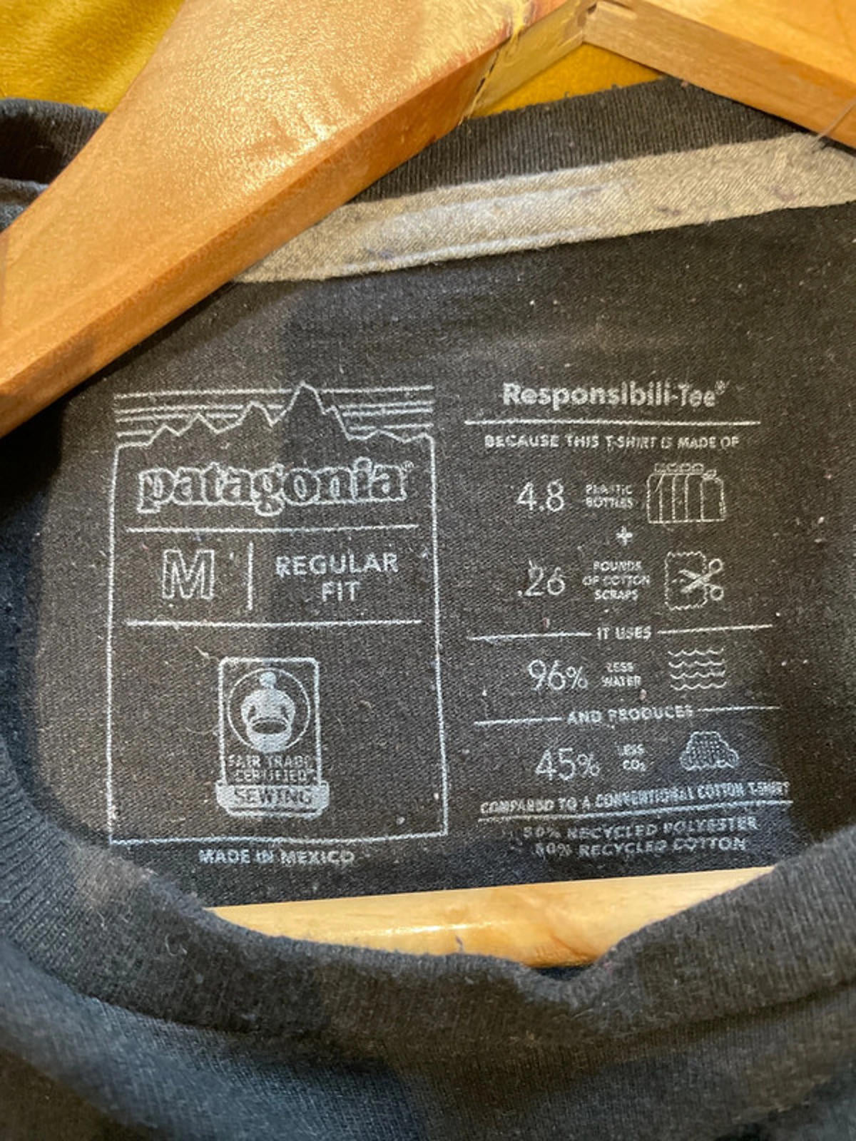 Men’s Patagonia Crew Neck Printed T-shirt In Black - Medium - 2541