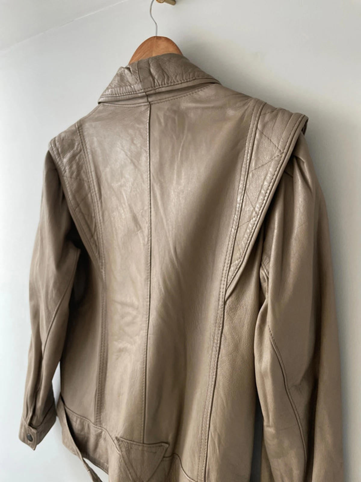 Women’s Premium Leather Vintage Jacket Coat With Belt In Beige - Small - 2426