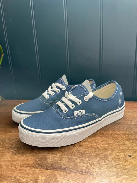 Women’s Vans Authentic Trainers In Blue - UK 4.5 - 1615