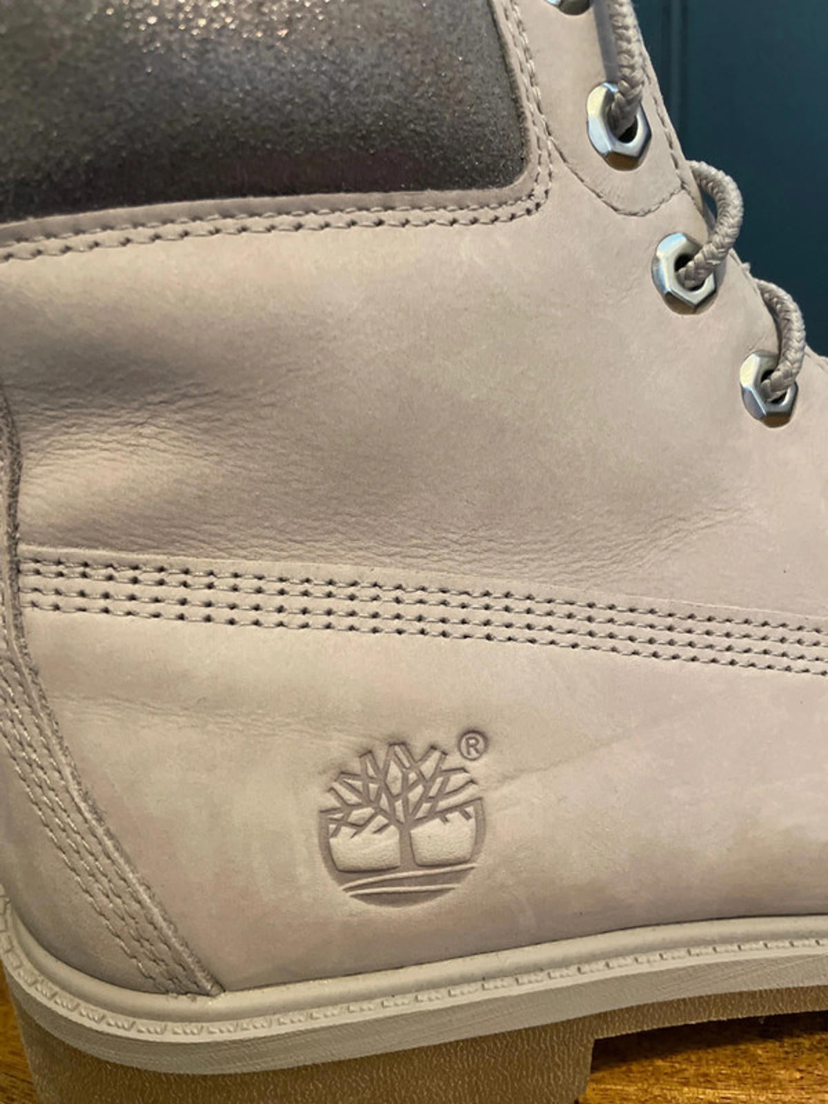 Women’s Timberland 6 Inch Nubuck Premium Leather Boots in Grey - UK 5.5 - 2555