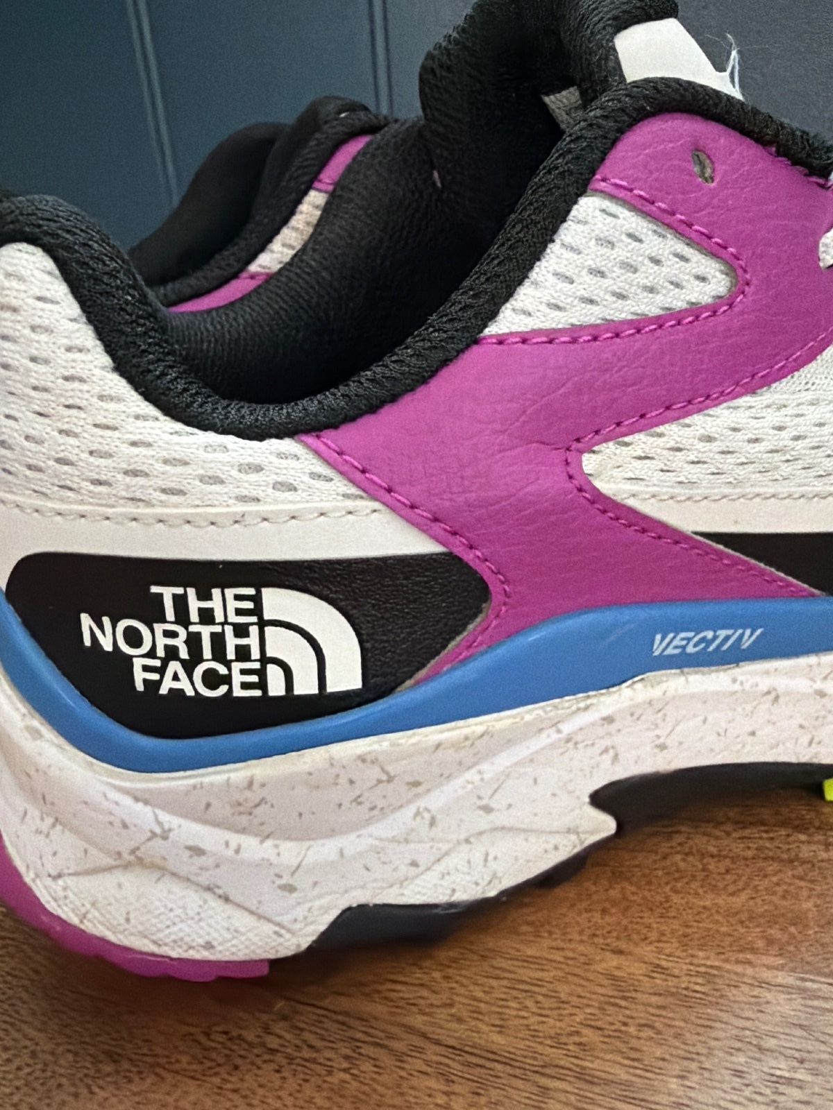 Women’s The North Face VECTIV Trail Trainers - Uk6.5 - 3622