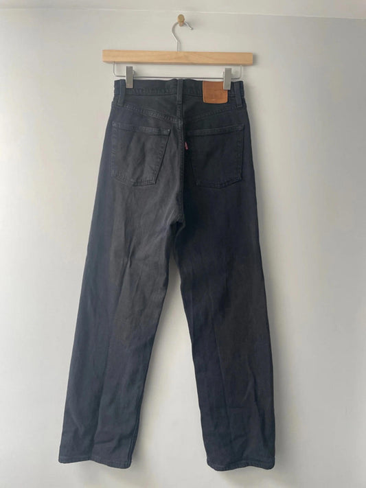 Women’s Levi’s High Waisted Ribcage Straight Fit Jeans In Black - W25/L27 - 2206