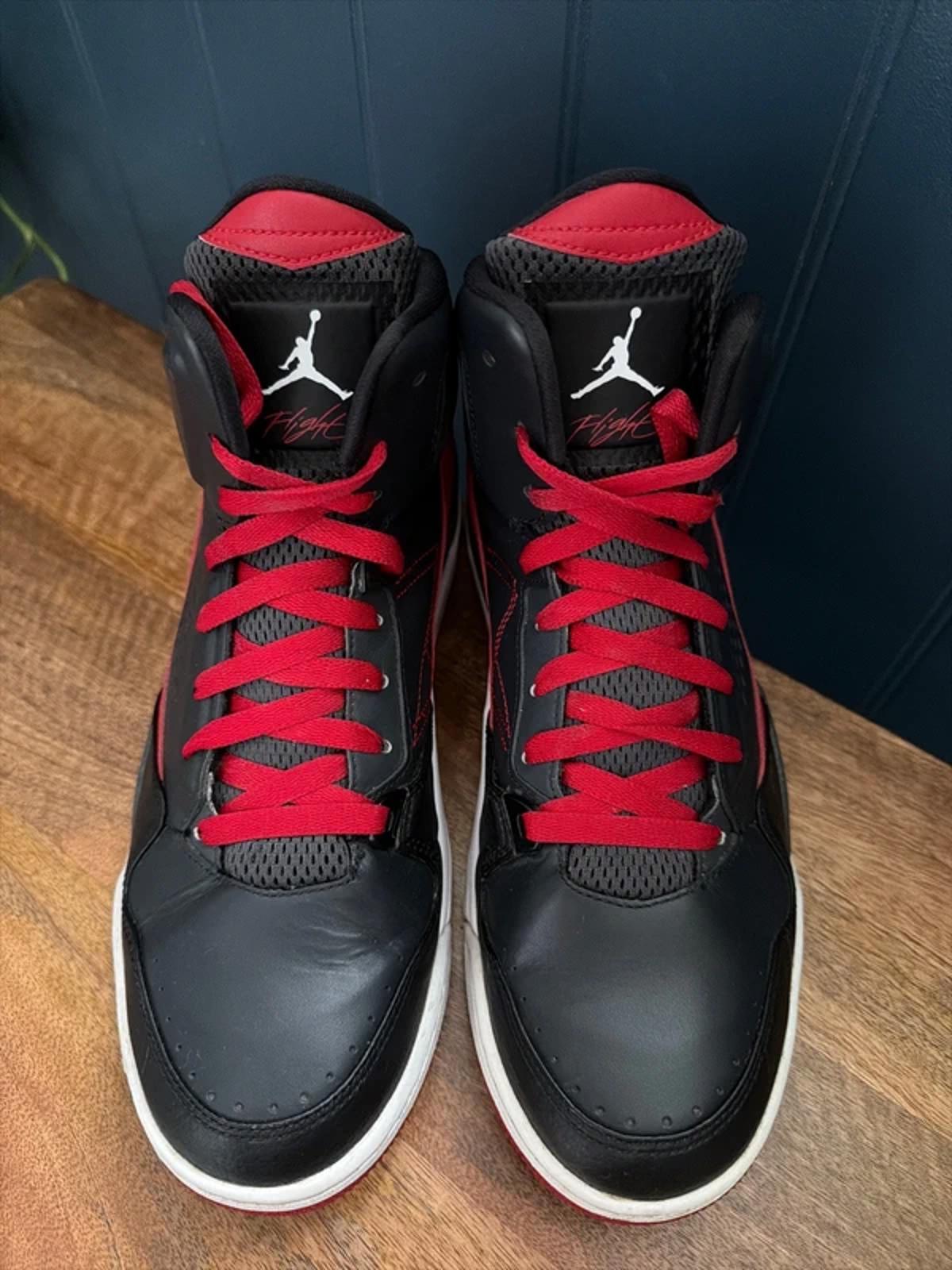 Men’s Nike Air Jordan SC-3 Basketball Trainers In Black/Red - Uk9 - 3293