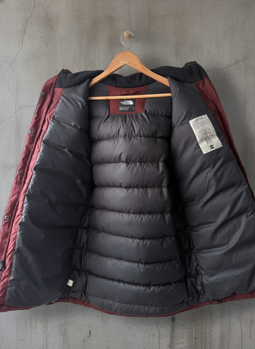 Women’s The North Face 550 Padded Parka Jacket with Faux Fur Hood - Small - 3785