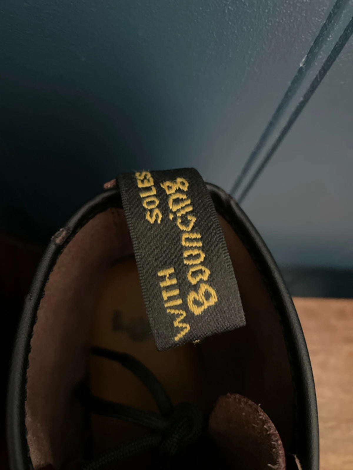 Women’s Dr Martens 101 Premium Leather Ankle Boots In Burgundy - UK6 - 2472