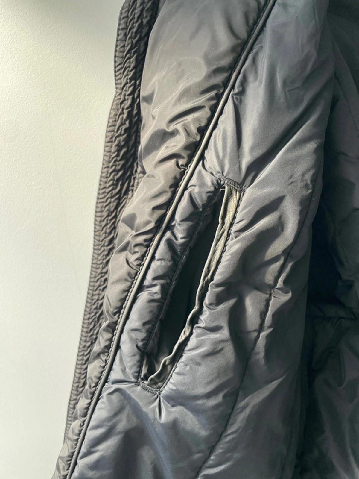 Men’s Massimo Dutti Zip Through Padded Jacket Coat In Black - XLarge