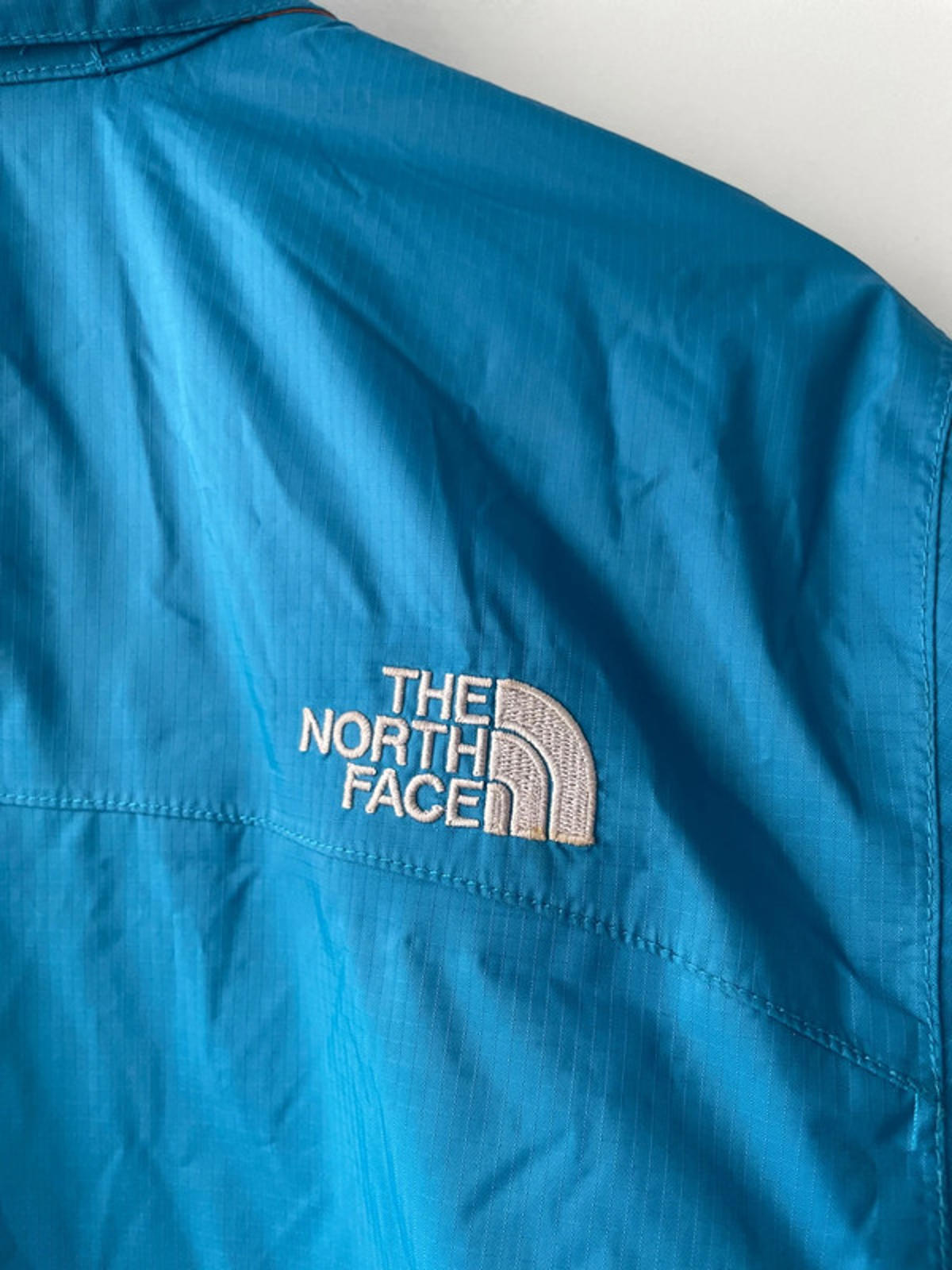 Mens The North Face Hyvent Waterproof Hooded Jacket In Blue/Orange - Small -2209