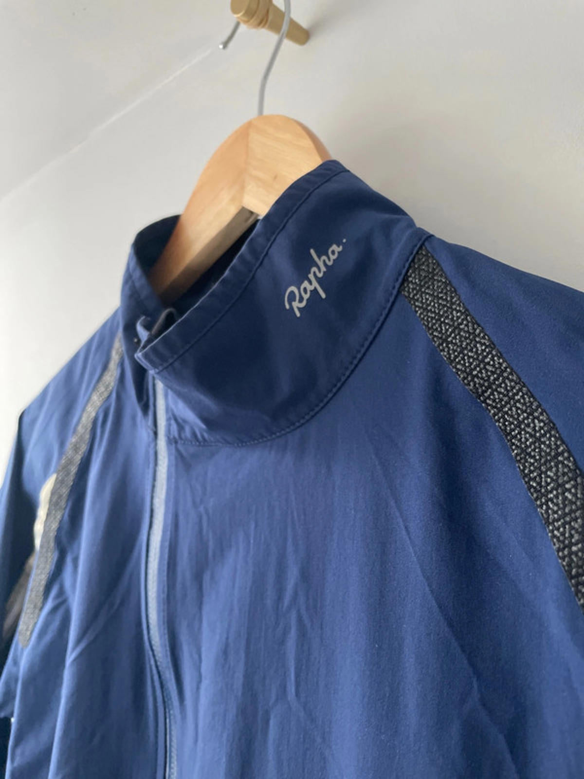 Men’s Rapha Premium Waterproof Cycling Jacket in Navy - Medium - 2548