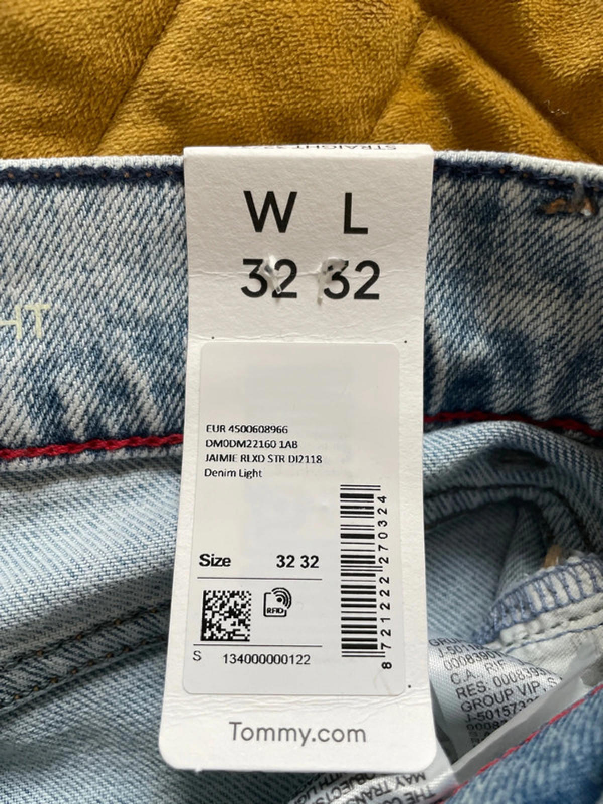 Men’s Tommy Hilfiger Jamie Loose Fit Ripped Effect Jeans In Blue - W32/L32 - 2524