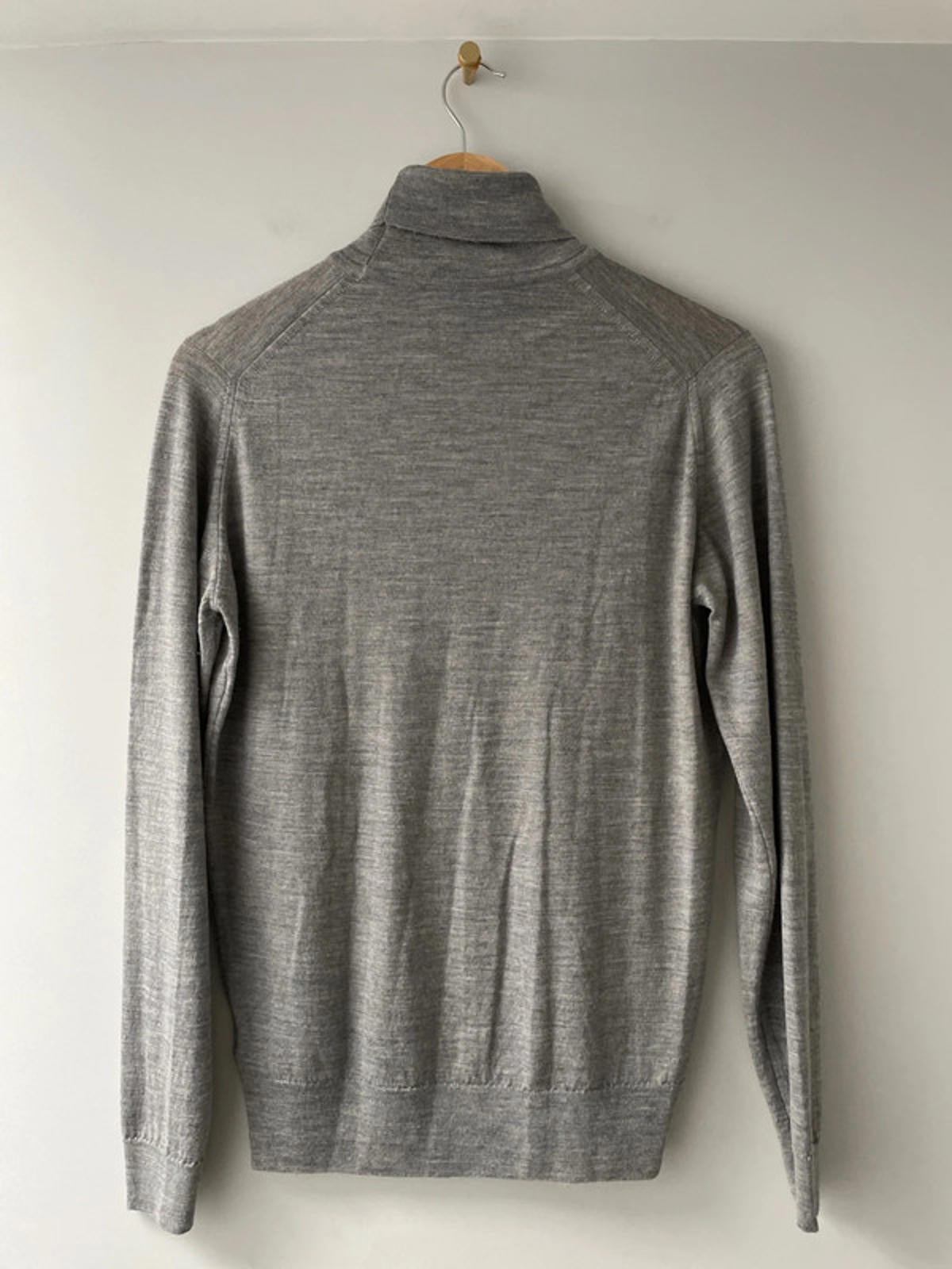 Men’s John Smedley 100% Premium Wool Roll Neck Jumper In Grey - 2288 - Medium