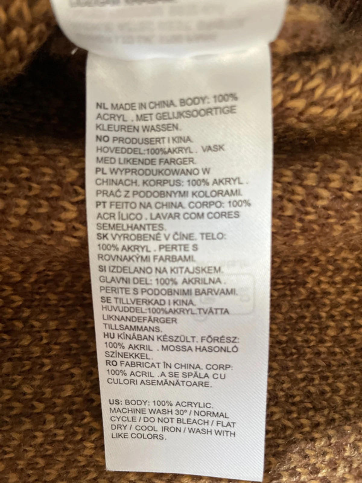 Men’s Santa Cruz Fuzzy Knitted Jumper In Brown - Medium - 2494