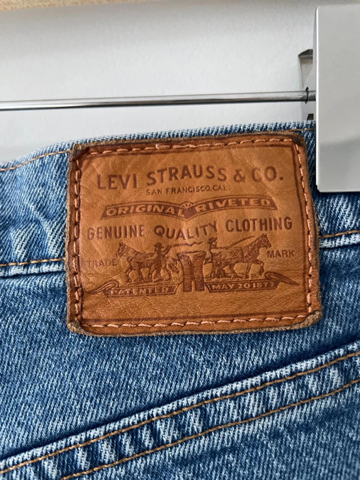 Women’s Levi’s High Waisted Ribcage Straight Fit Jeans In Navy - W28/L27 - 2518