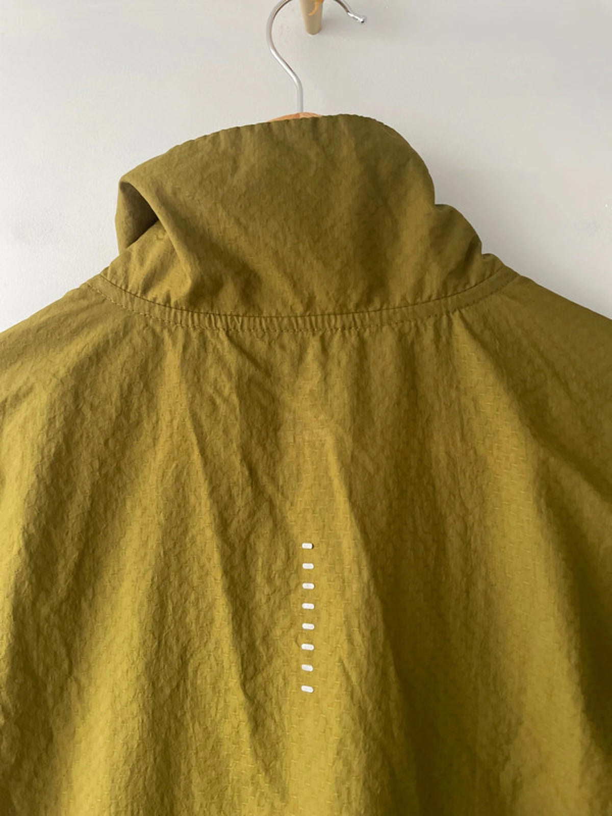 Women’s Nike 1/4 Zip Windbreaker Jacket Coat in Olive Green - XSmall - 2305