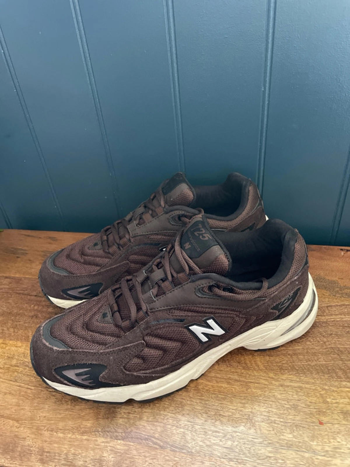 Men’s New Balance 725 Trainers With Chunky sole - UK 8 - 1735
