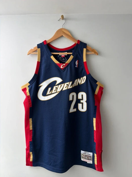 Men’s LeBron James 23 Cleveland Cavaliers 2008-09 NBA Jersey - Large - 3466