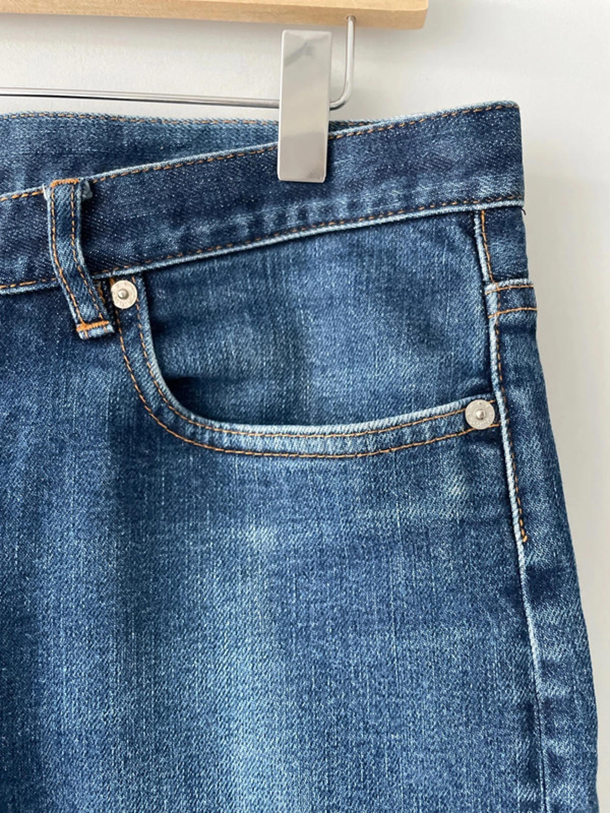 Unisex A.P.C New Standard Straight Cut Jeans In Navy - W33/L28 - 2530