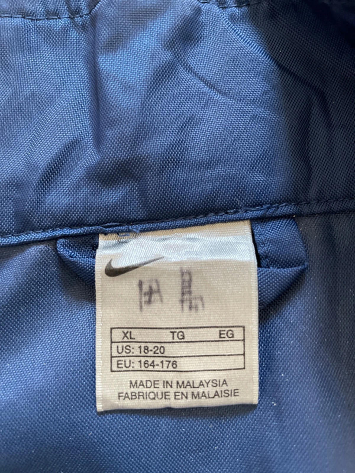 Men’s Nike Vintage Full Zip Windbreaker Jacket in Navy/Gold/White - XLarge - 2508