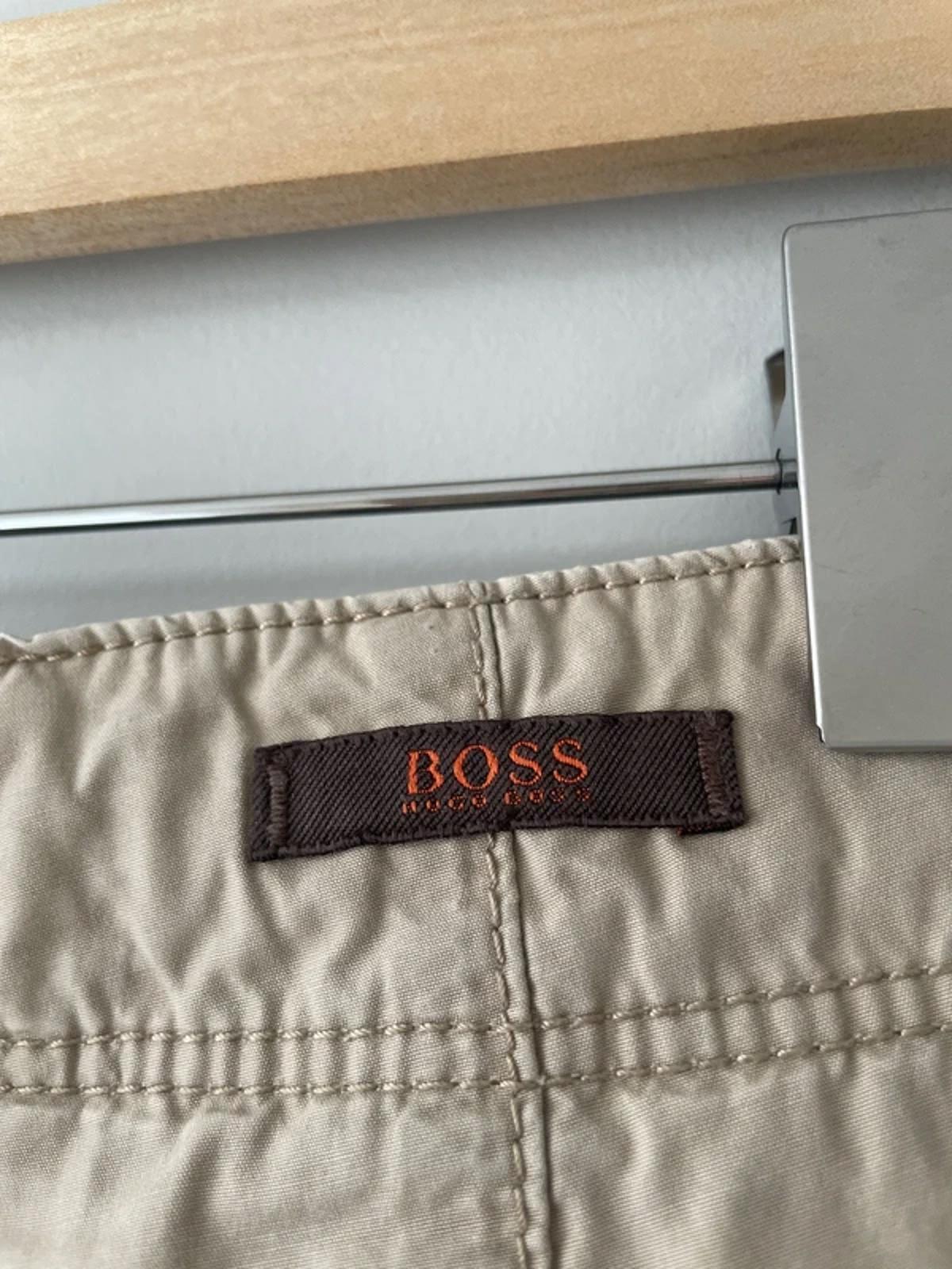 Men’s Hugo Boss Baggy oversized Fit Cargo Shorts In Beige - W34/L12 - 3183