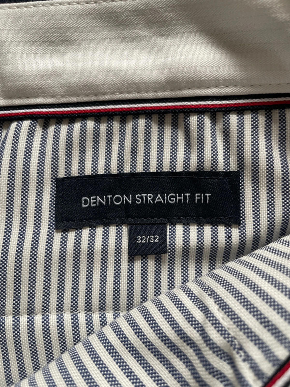 Men’s Tommy Hilfiger Denton Straight Fit Chino Trousers In Navy - W32/L32 - 2492