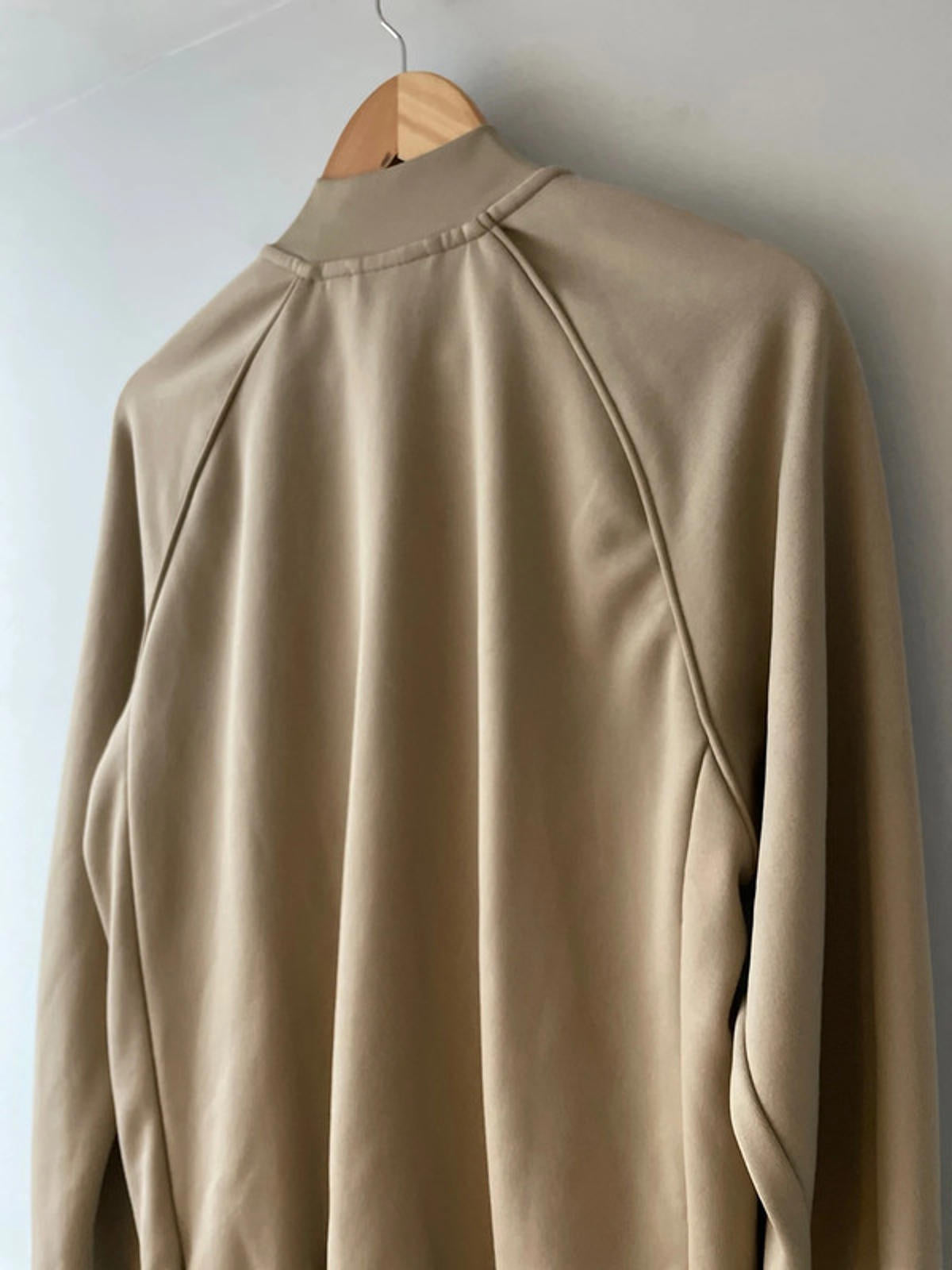 Women’s Adidas Track Jacket Full Zip In Beige - Medium - 2537