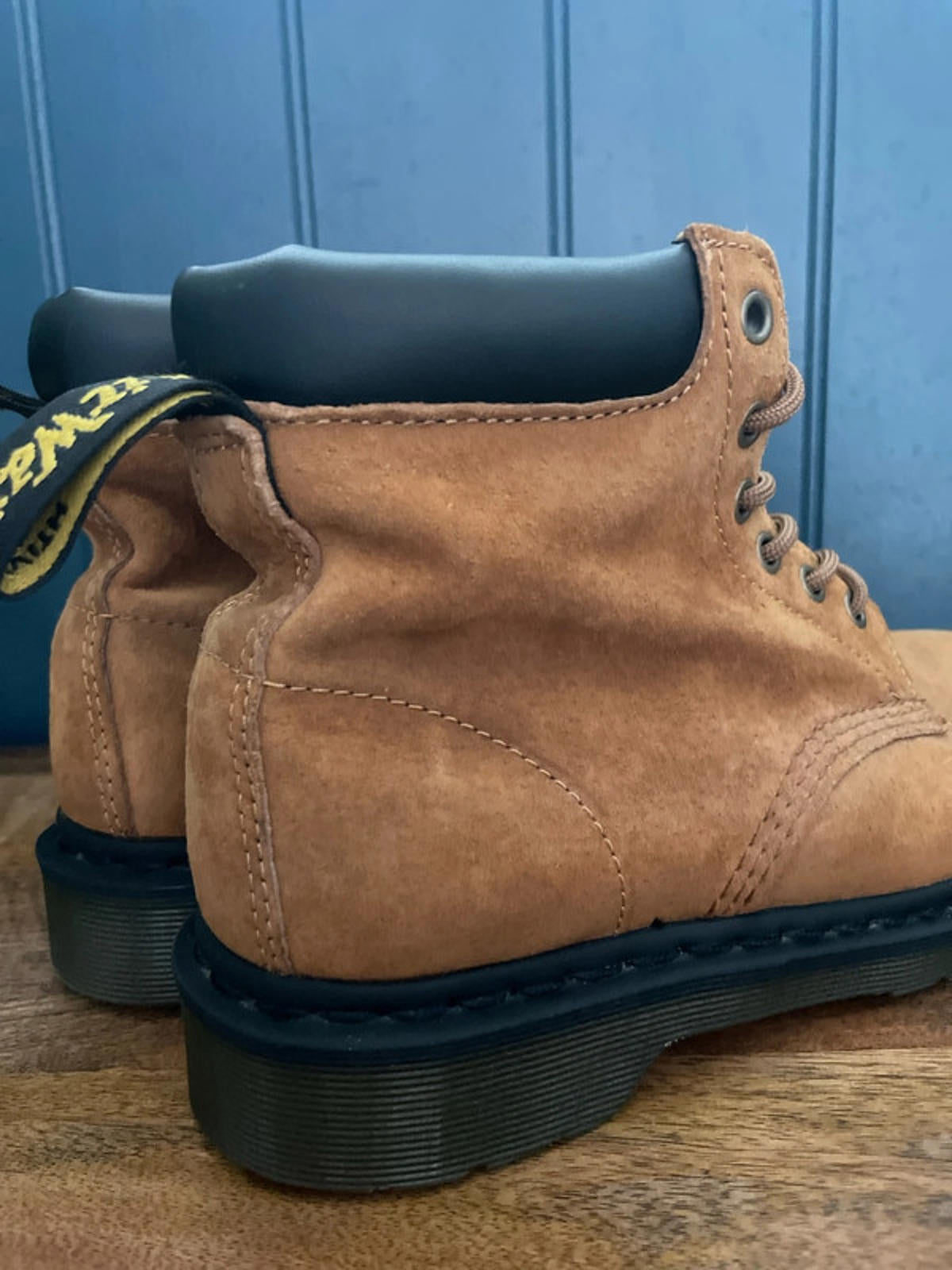 Women’s Dr Martens Soft Buck 939 Suede Lace Up Boots In Tan - UK 6 - 2358