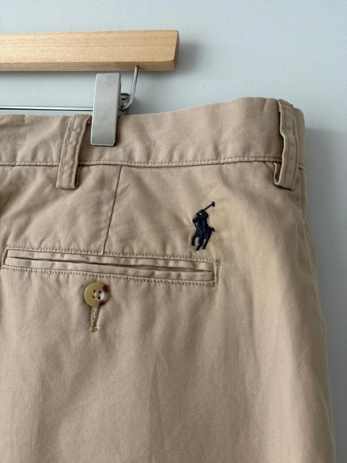 Men’s Ralph Lauren Classic Chino Shorts in Beige - W42 - 3252