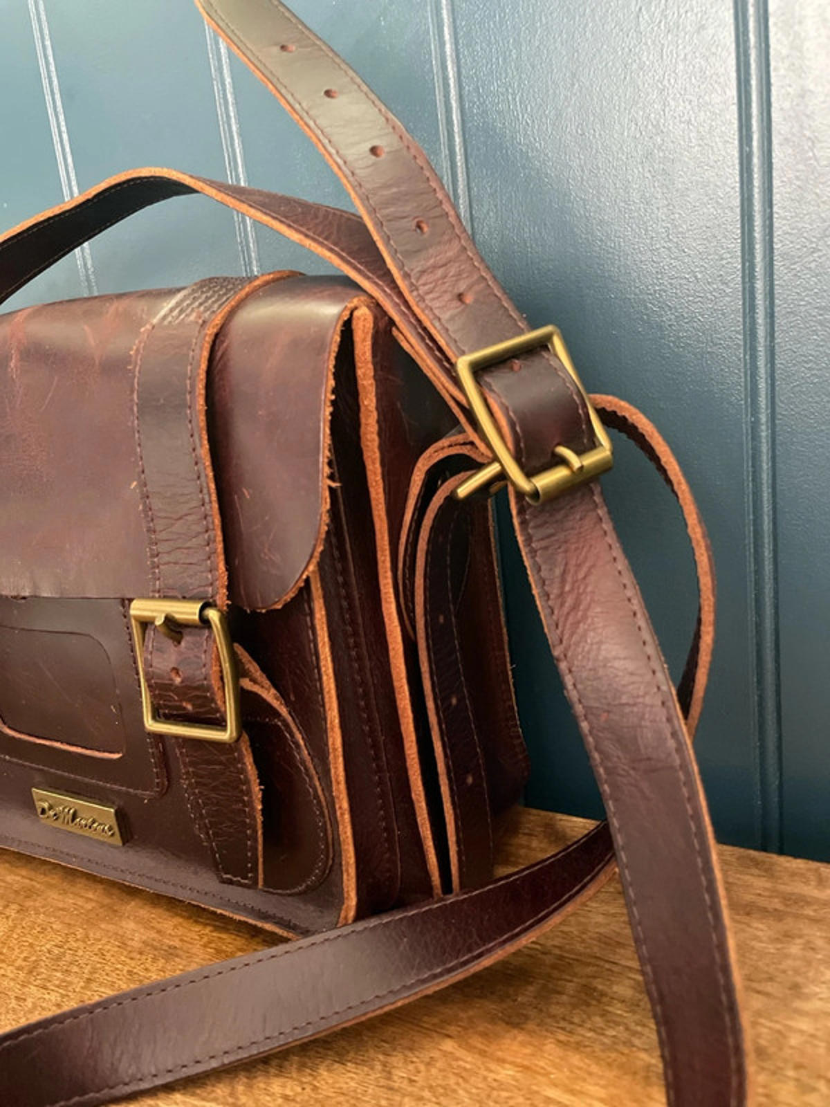 Unisex Dr Martens Premium Leather Satchel In Brown - 2417