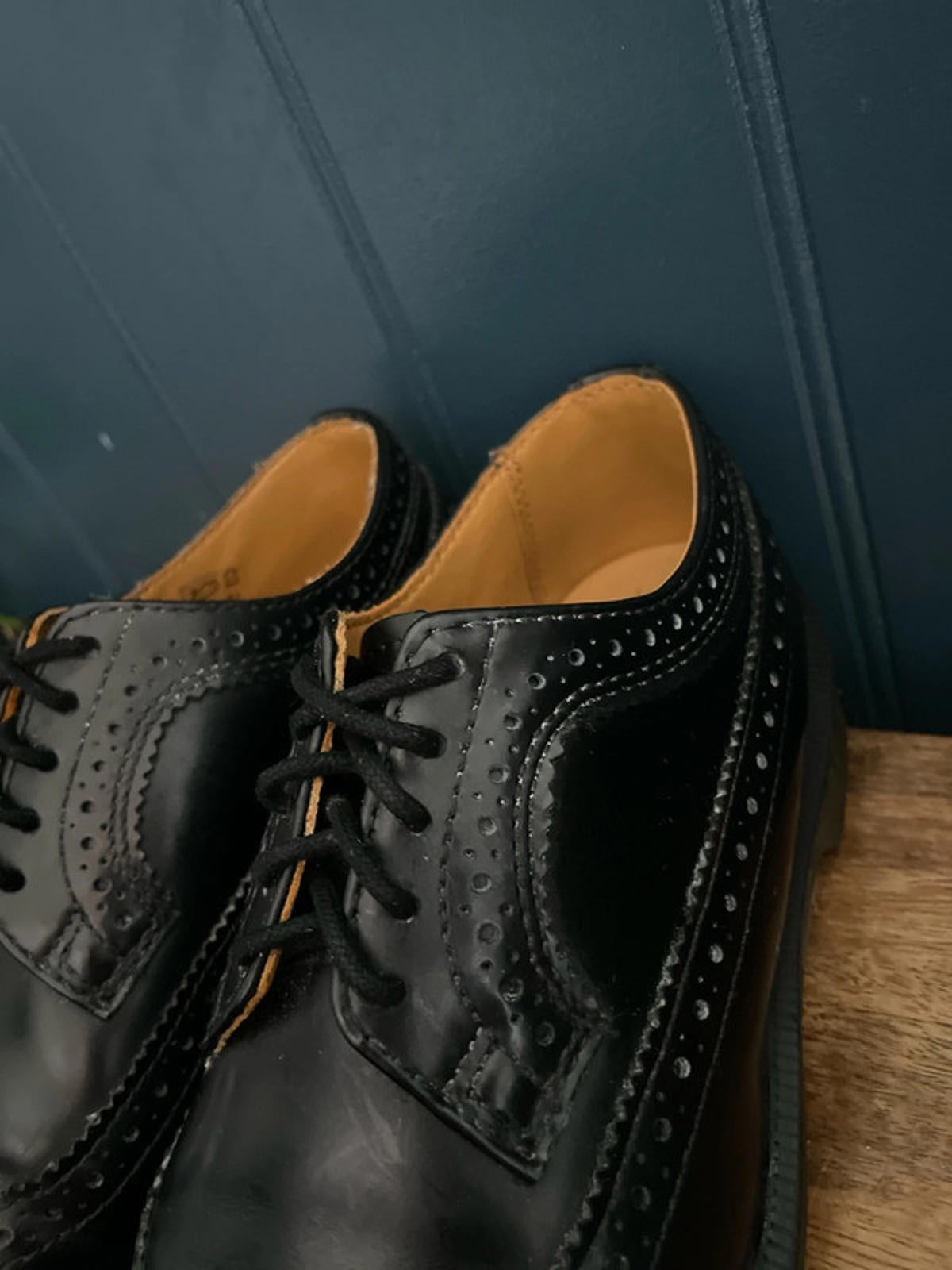 Women’s Dr Martens 3989 Smooth Leather Brogue Shoes In Black - UK3 -2469