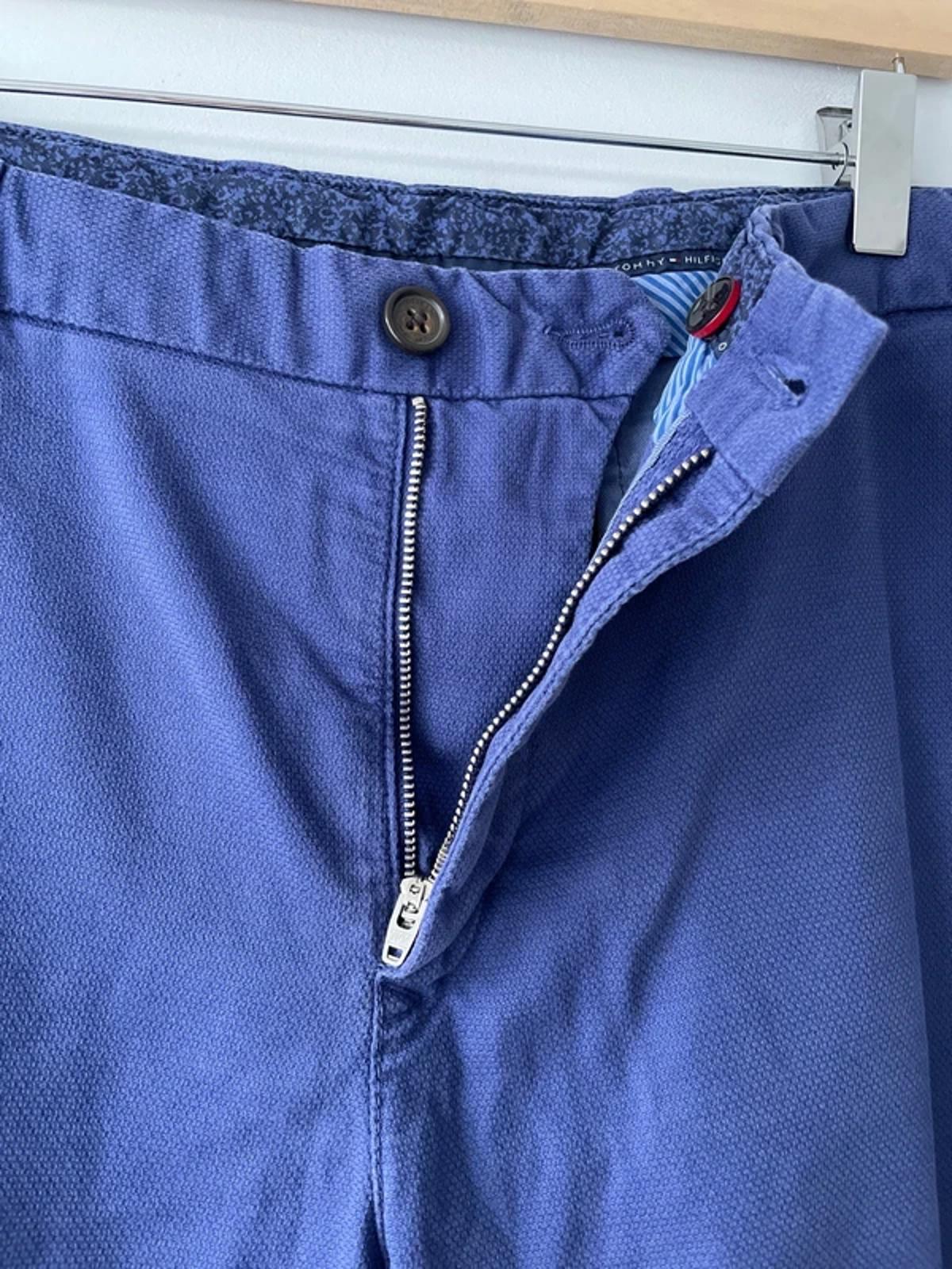 Men’s Tommy Hilfiger Denton Stretch Chino Shorts In Blue - W38/L8 - 3147