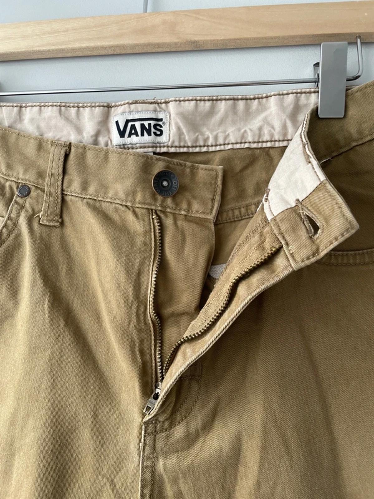 Men’s Vans Classic Chino Shorts In Beige - W30/L10 - 3176