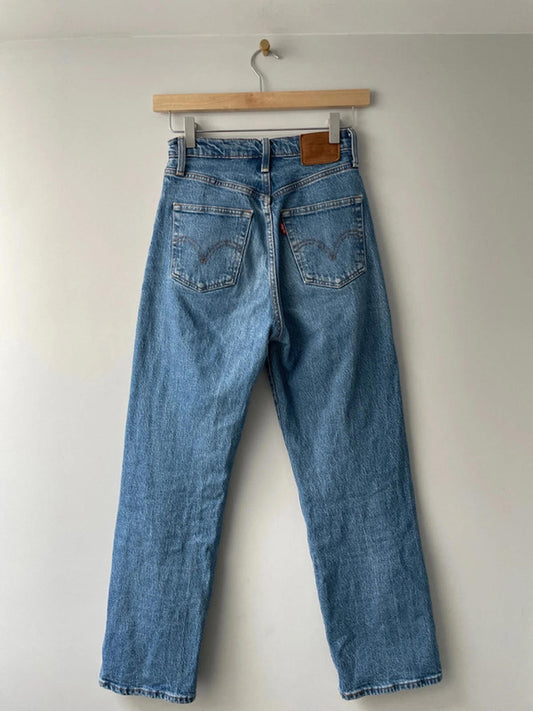Women’s Levi’s High Waisted Ribcage Straight Fit Jeans In Blue - W24/L27 - 2268
