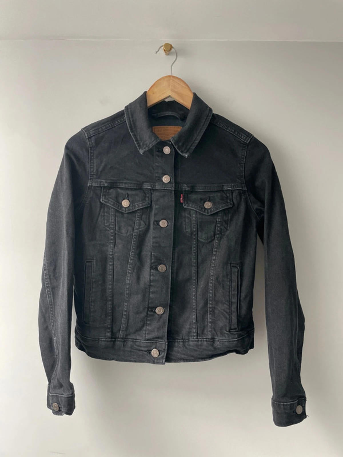Women’s Levi’s Premium Denim Trucker Jacket In Black Wash - Small - 2463