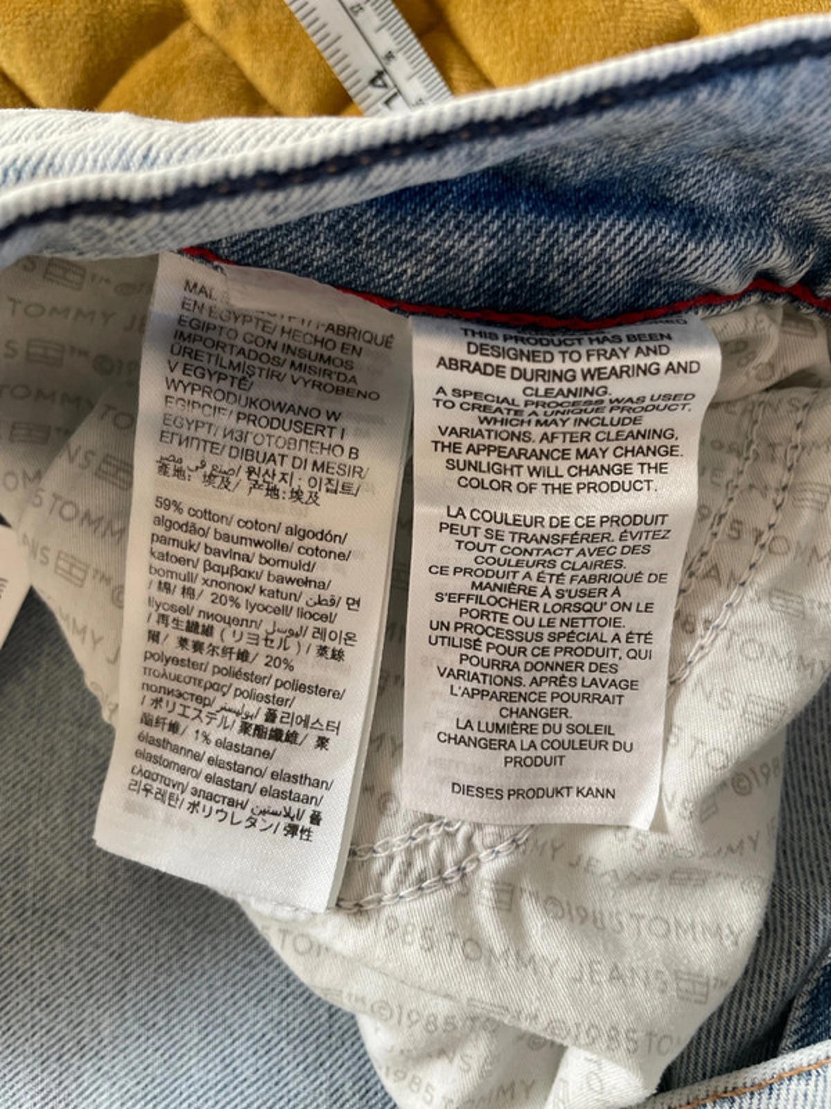 Men’s Tommy Hilfiger Jamie Loose Fit Ripped Effect Jeans In Blue - W32/L32 - 2524