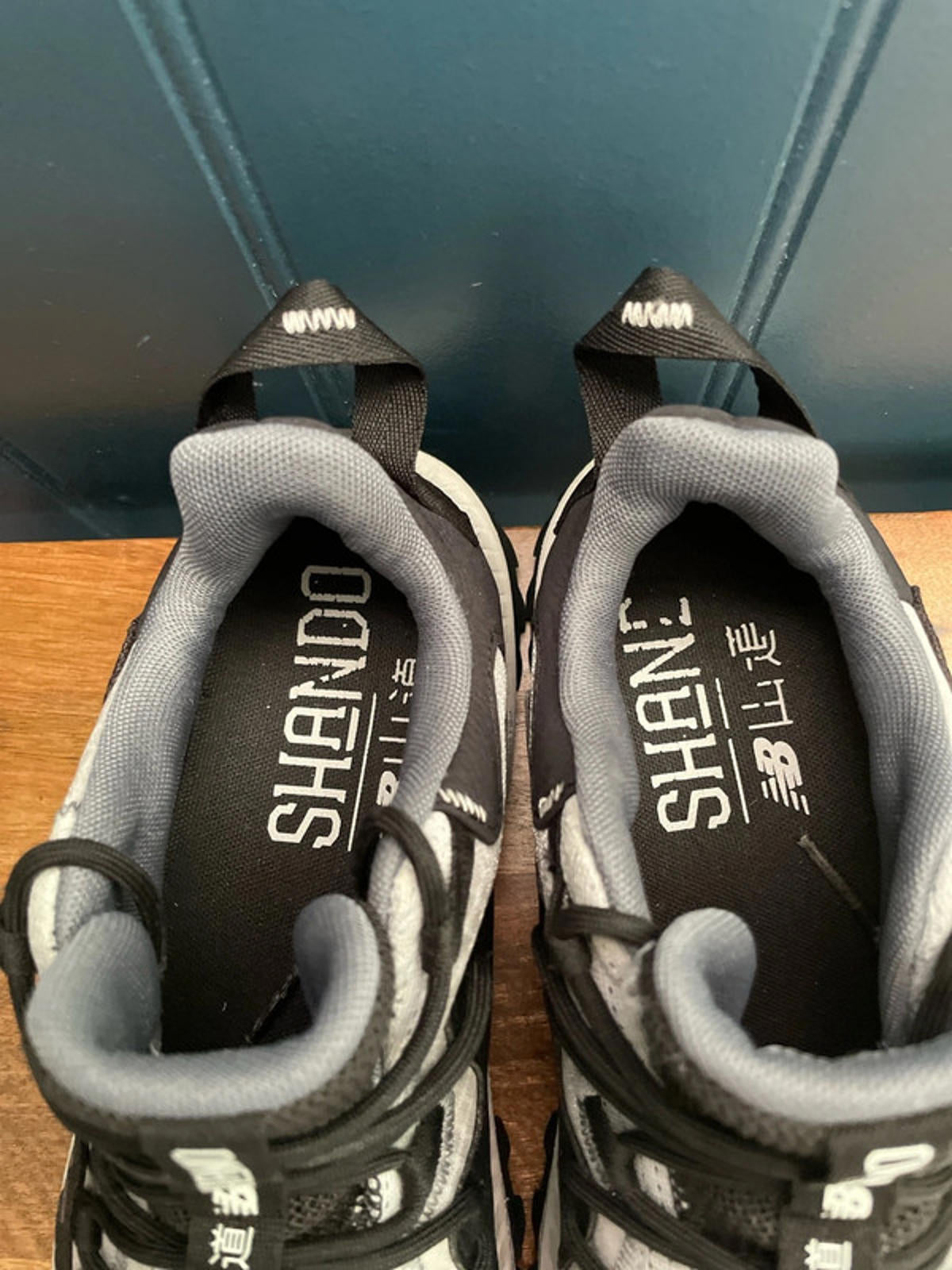 New Balance Shando Chunky Sole Trainers In Black/White - UK 8 - 1629