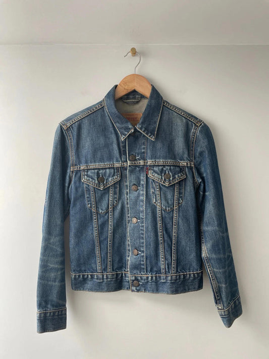 Women’s Levi’s Premium Denim Trucker jacket With Wash Effect - UK4 - 2143