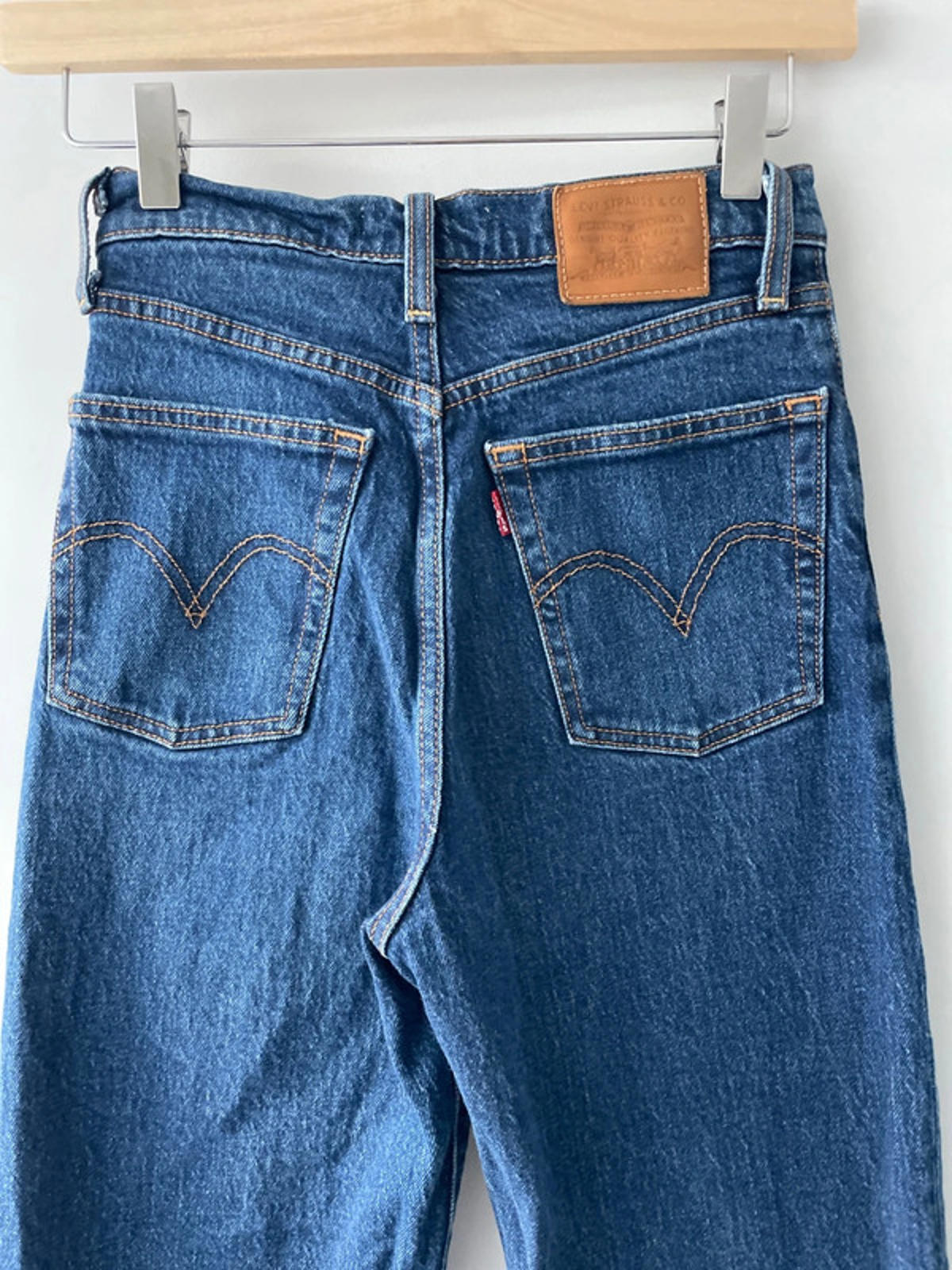 Women’s Levi’s High Waisted Ribcage Straight Fit Jeans In Navy - W25/L27 - 2527