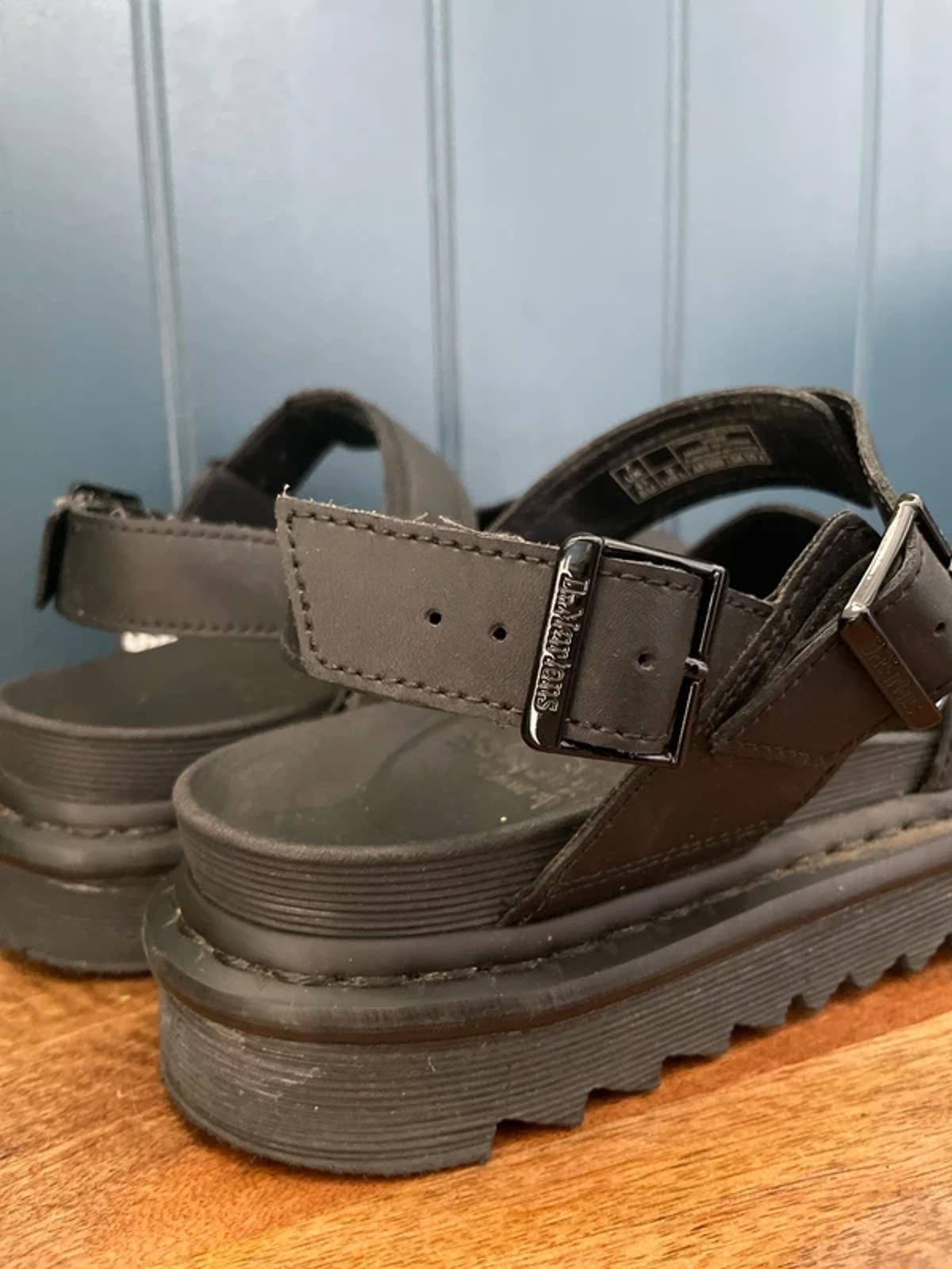 Women’s Dr Martens Voss Chunky Sole Sandals In Black - UK 7 - 3045