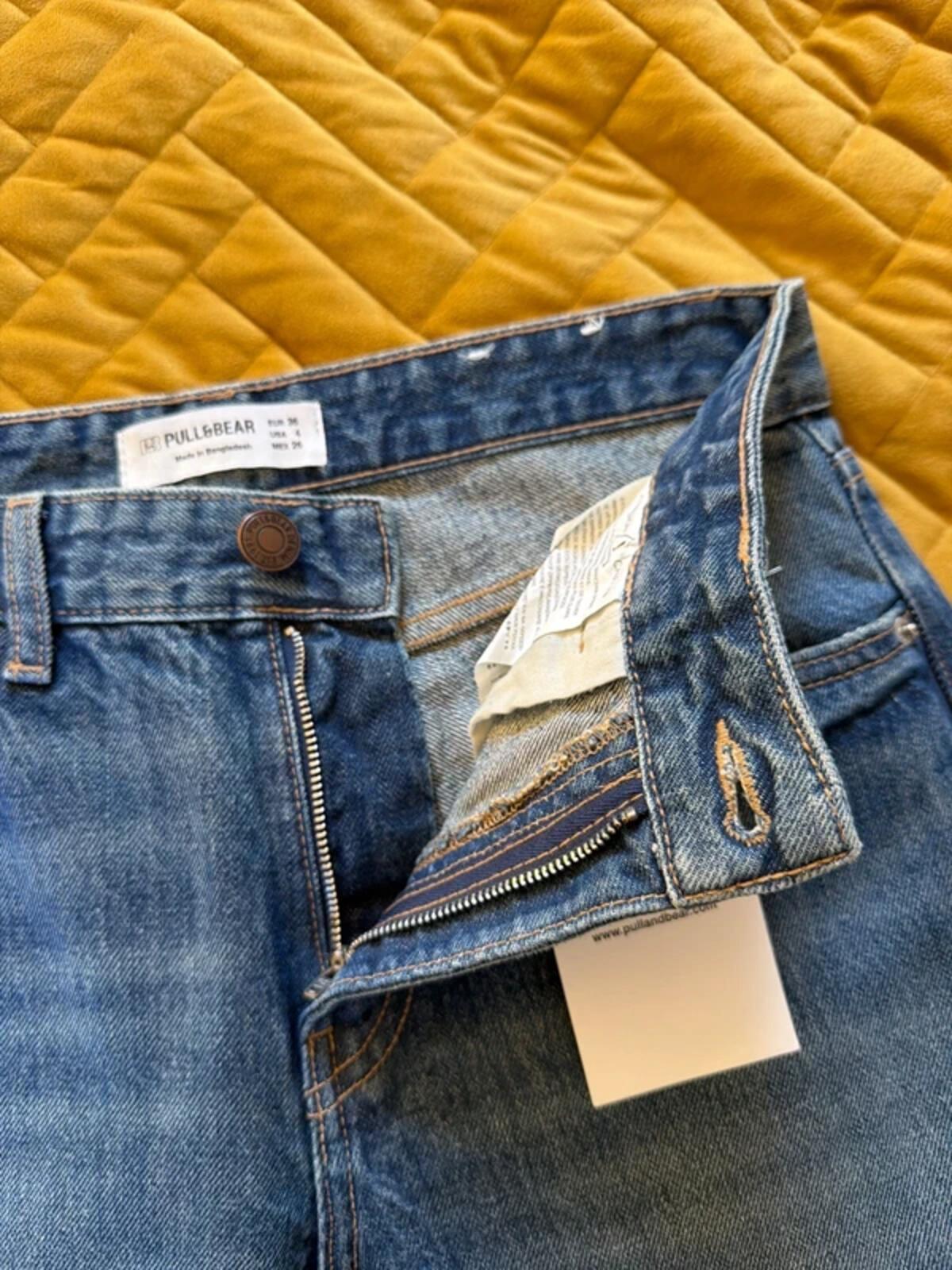 Women’s Pull & Bear high waist straight fit jeans in navy - uk8 - 3458