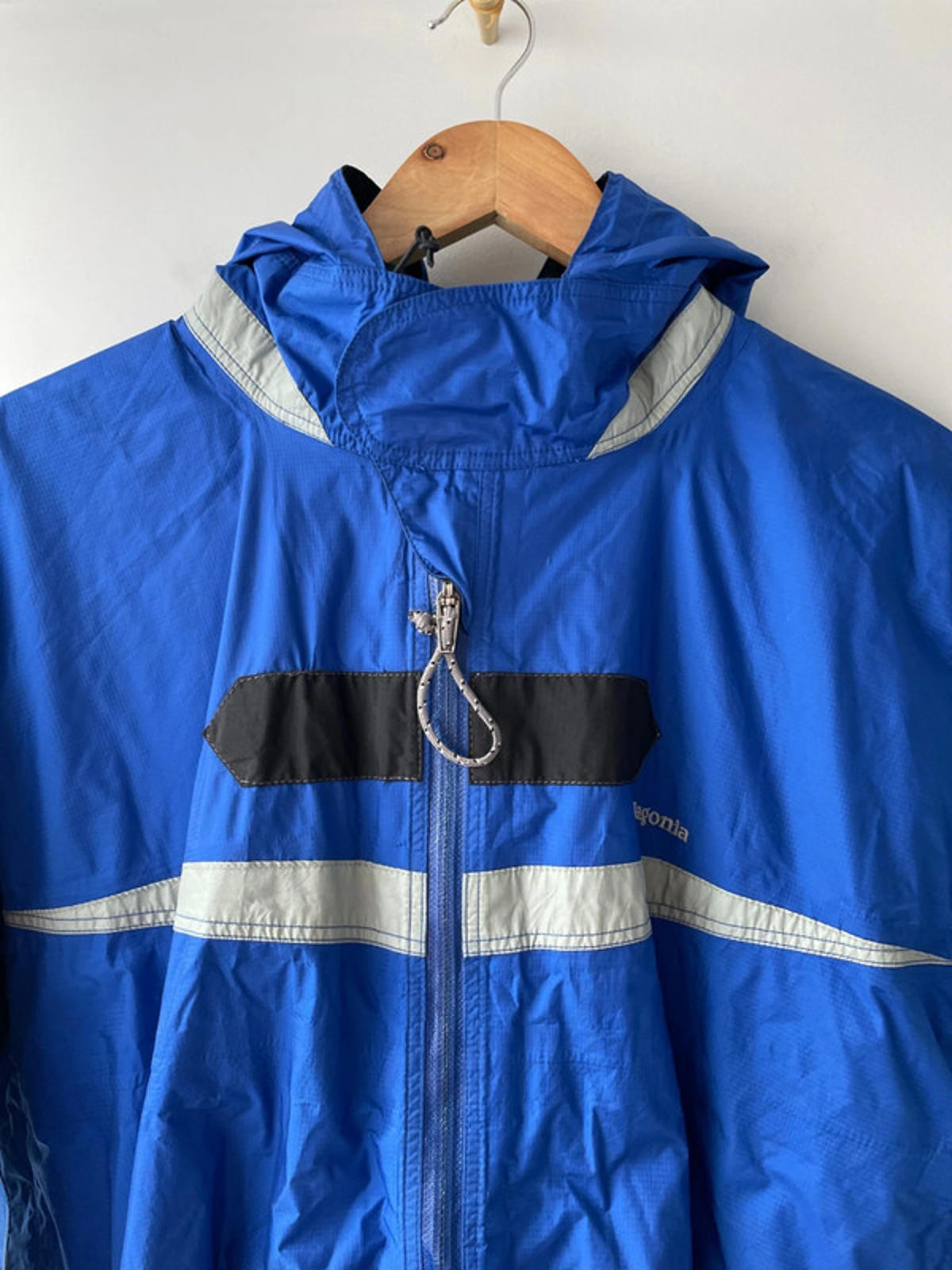 Men’s Patagonia Hooded Waterproof Jacket Coat In Blue - XLarge - 2026