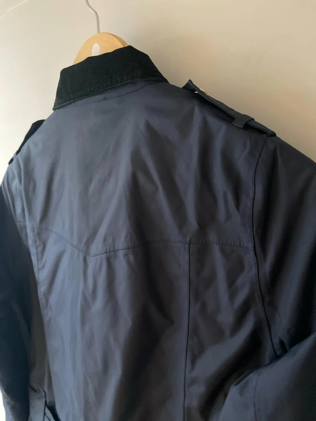 Women’s Barbour International Belted Waterproof Breathable Jacket in Navy - UK8 - 2531